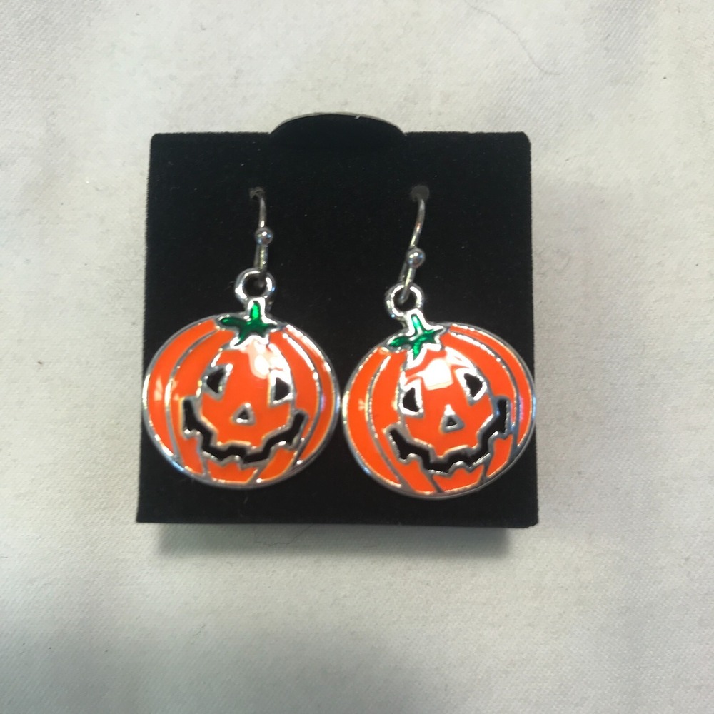 Avon 2011 Orange Enamel Halloween Pumpkin Jack O Lantern Pierced Fun Earrings